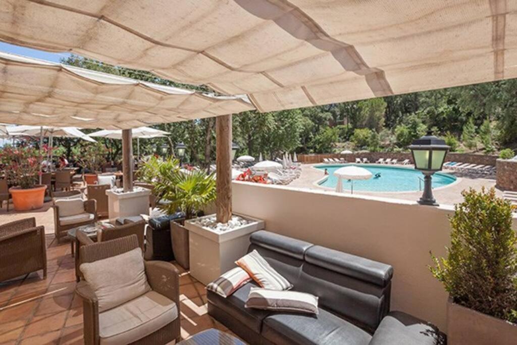 Les Restanques Bougainvillee 2051 Grimaud Bagian luar foto