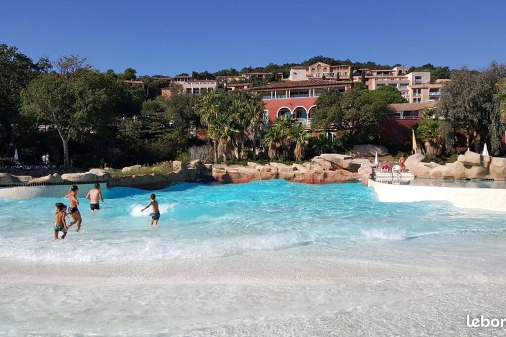 Les Restanques Bougainvillee 2051 Grimaud Bagian luar foto